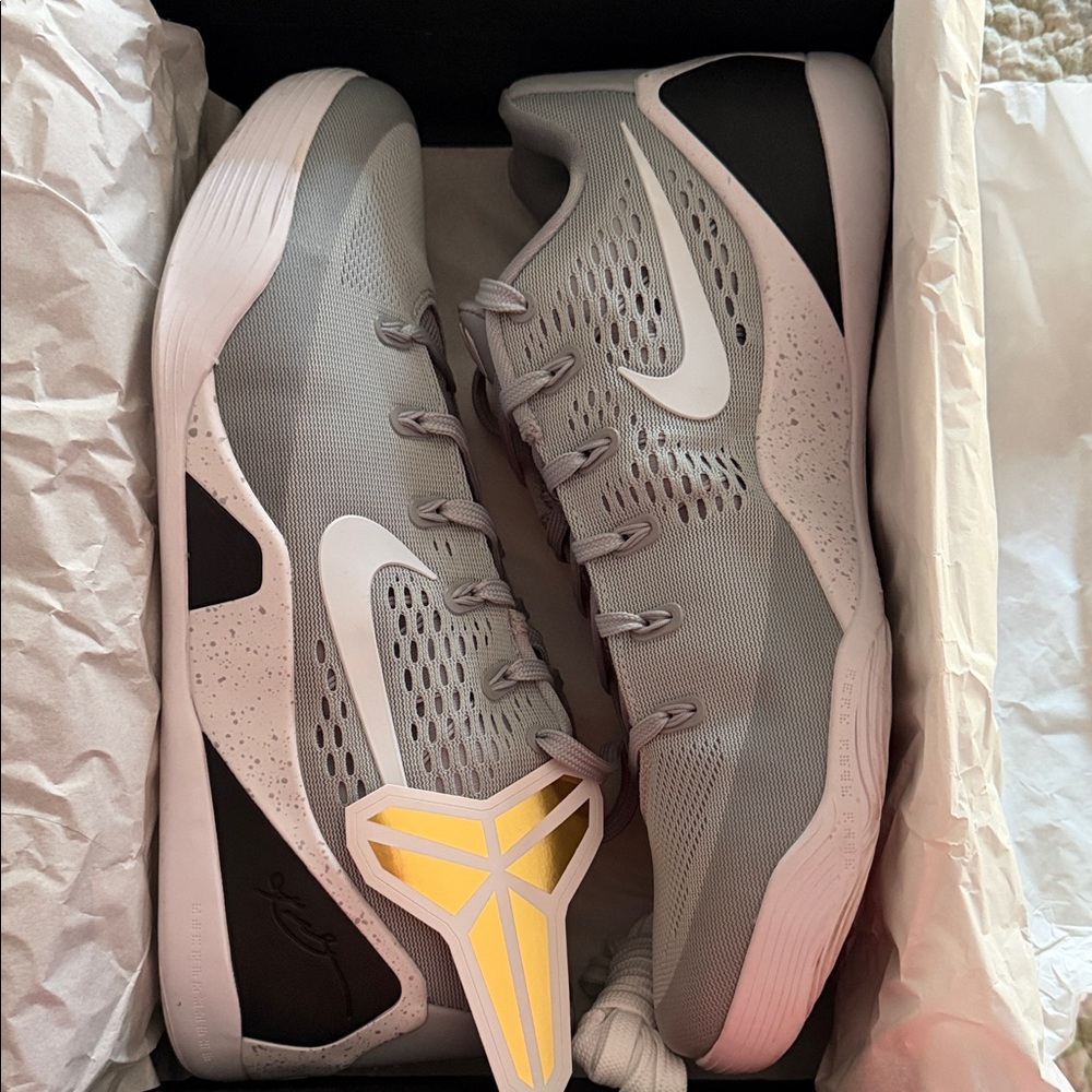 Kobe IX Elite Low EM Protro Wolf Grey